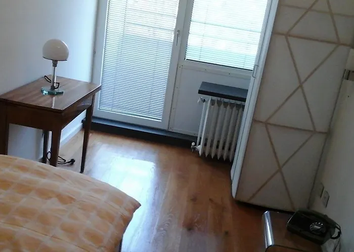 Hotel Freiheit Kolonia