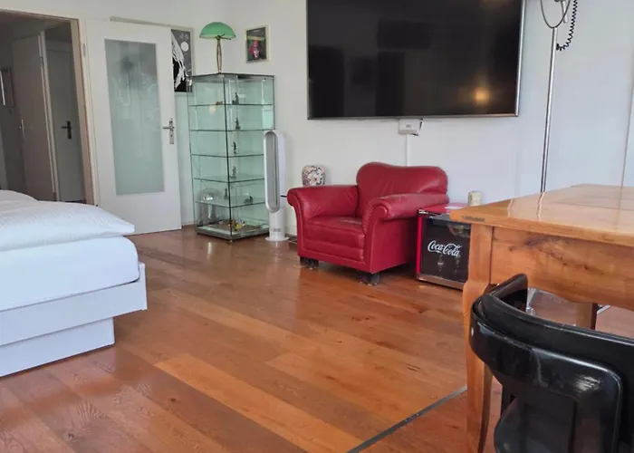 Hotel Freiheit Kolonia