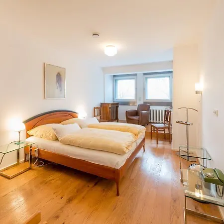 Hotel Freiheit Gmbh Colónia