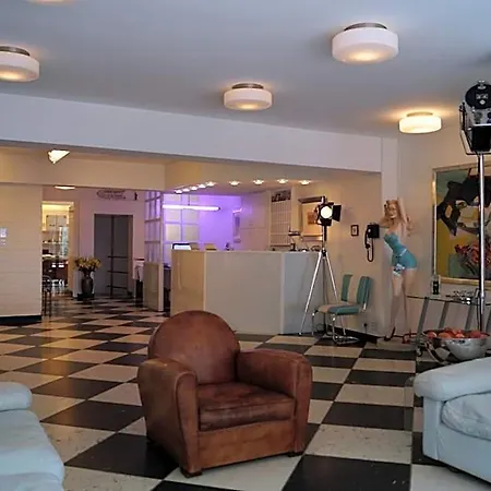 Freiheit Gmbh 3*