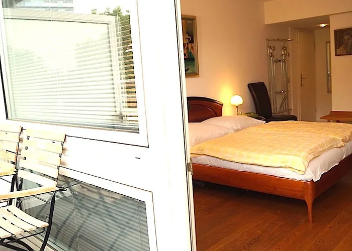 弗赖海特酒店 3*