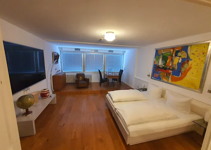 Freiheit מלון 3*