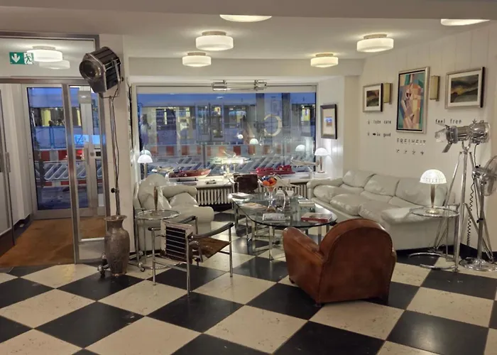 弗赖海特酒店 3*